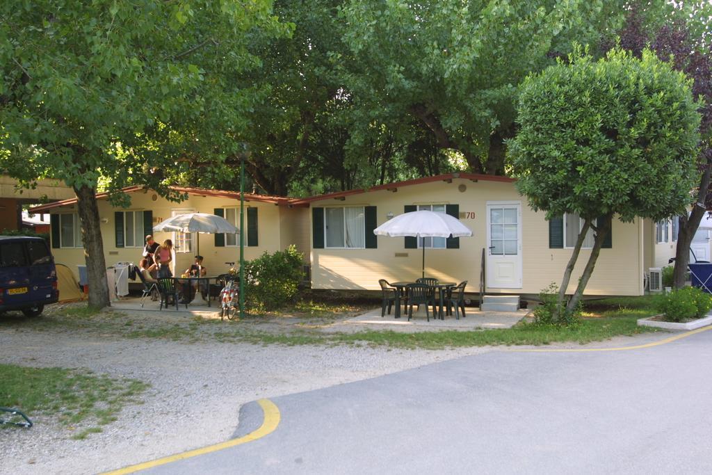Camping Wien Peschiera del Garda Phòng bức ảnh